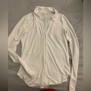 Aritzia Wilfred White Button Up long Sleeve